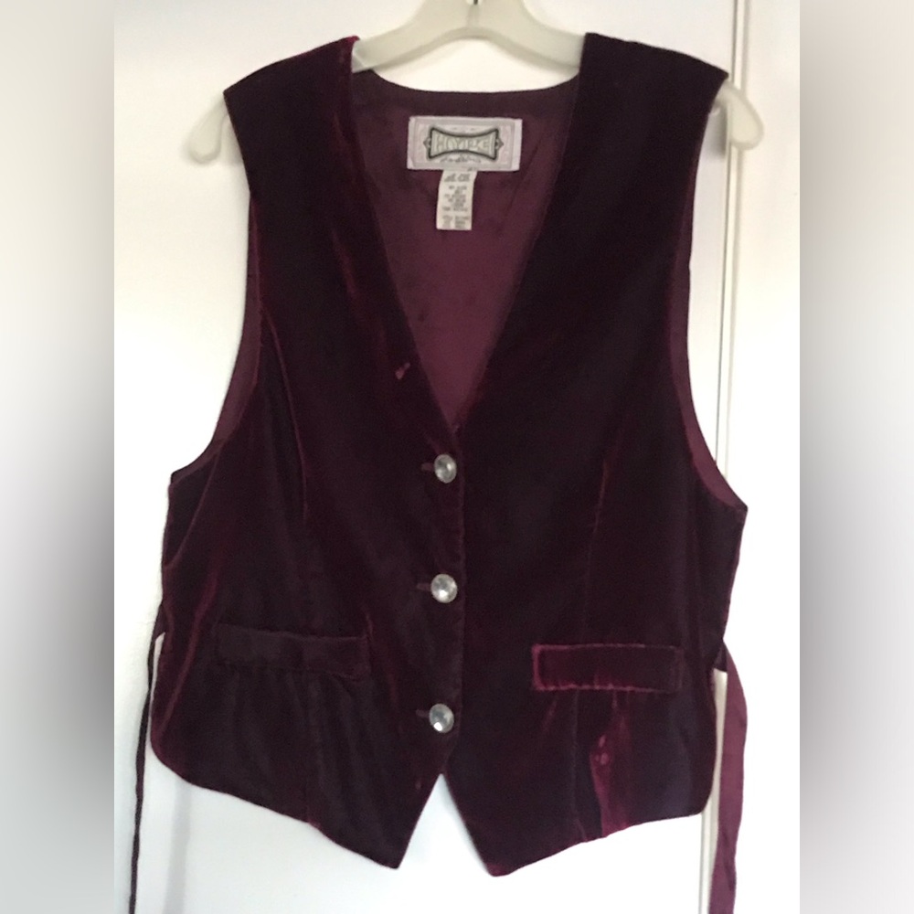 Vintage HYPE SIZE S Burgundy WINE Velvet Vest with Diamonds like Buttons